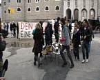 Bild: Studierende protestieren auf dem Residenzplatz